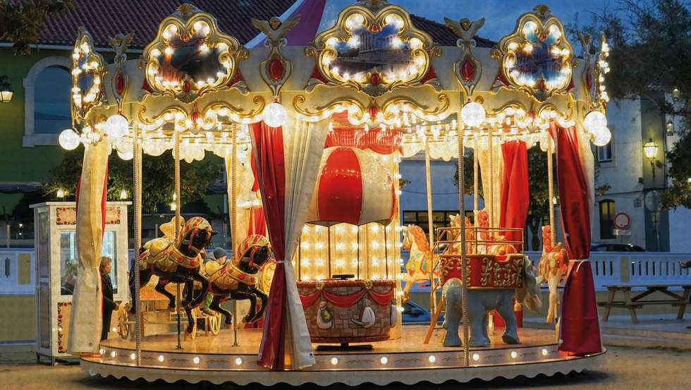 A programação de Natal, que prossegue até 6 de janeiro, segue a linha dos anos anteriores, com atividades para todas as idades com o objetivo de atrair visitantes e envolvê-los no espírito natalício