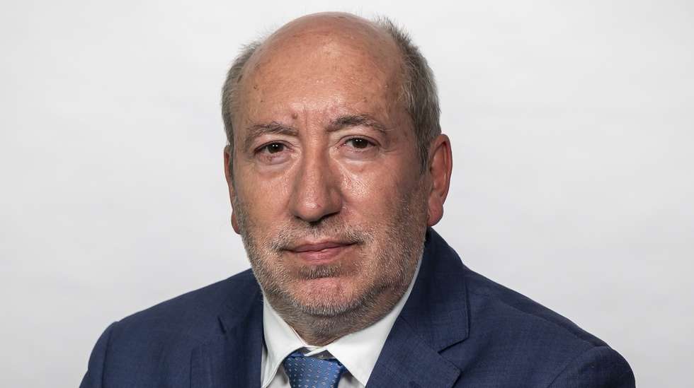 O candidato à Presidência da República apoiado pelo Partido Comunista Português, António Filipe, em entrevista à Lusa, na Agência Lusa, em Lisboa, 15 de outubro de 2025. JOSÉ SENA GOULÃO/LUSA (ACOMPANHA TEXTO DE 17 DE OUTUBRO DE 2025)