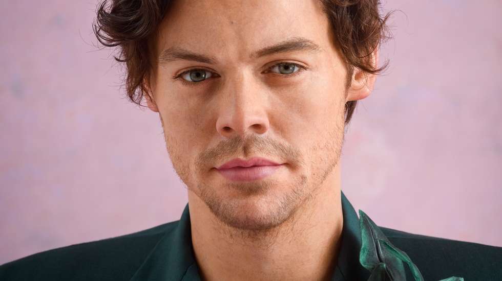 A figura do Madame Tussauds de Londres reproduz a roupa usada por Harry Styles na estreia do filme "My Policeman" (2022)