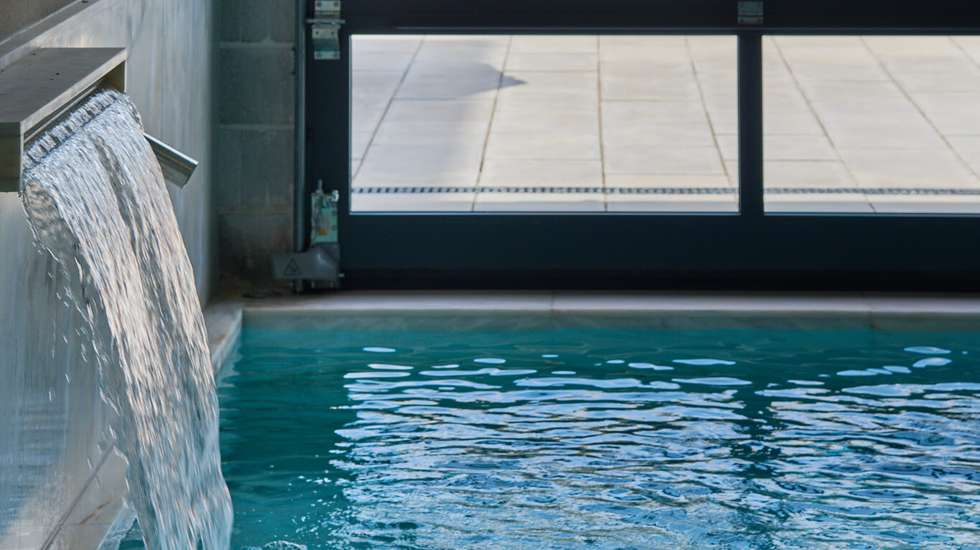 Os procedimentos necessários à normalização irão ser efetuados de imediato, de forma a permitir a utilização da piscina em segurança, após a realização de nova análise