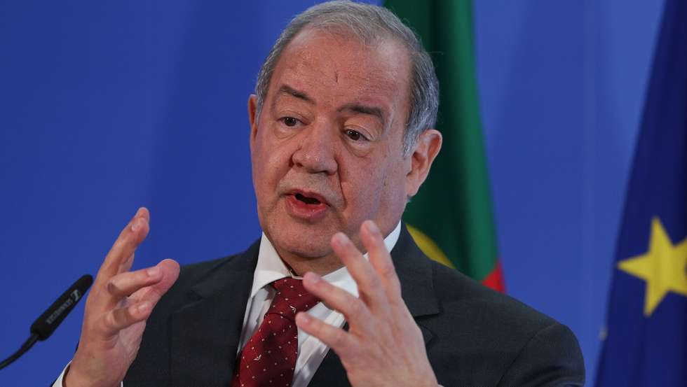O ministro da Economia e do Mar, António Costa Silva, durante a conferência de imprensa sobre a resposta às conclusões do relatório anual 2022 da Comissão Nacional de Acompanhamento do Plano de Recuperação e Resiliência (PRR), em Algés, Oeiras, 24 de fevereiro de 2023. ANTÓNIO COTRIM/LUSA