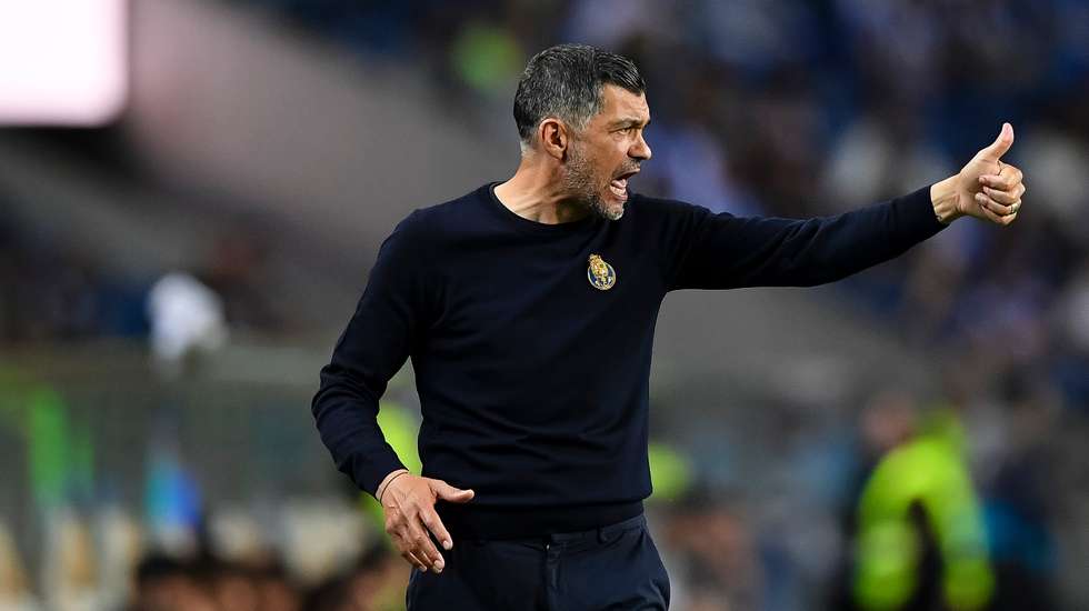 Sérgio Conceição viu o quinto cartão amarelo da temporada e vai falhar a deslocação do FC Porto e Braga