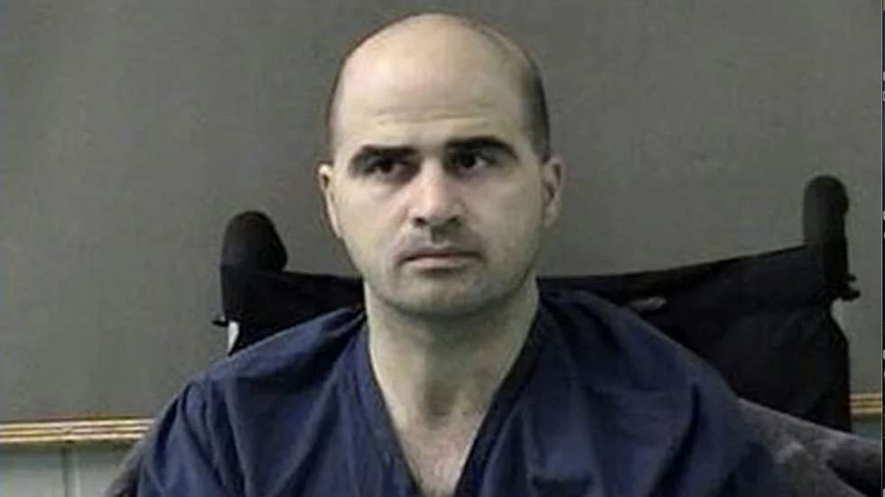 Nidal Hasan, fotografado em abril de 2010