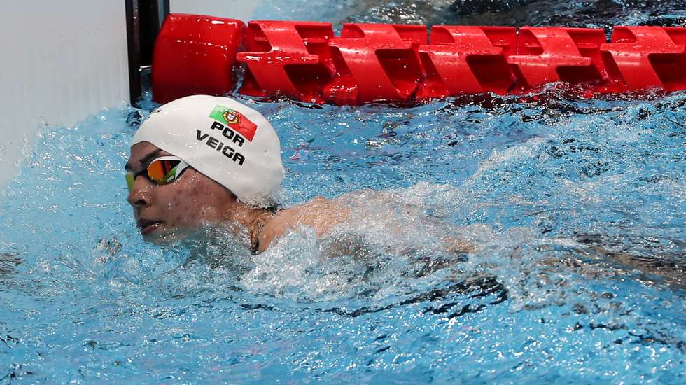 A nadadora Portuguesa, Susana Veiga em ação na prova feminina de natação de 50 metros livres S10 esta manhã no Centro Aquatico de Tóquio, nos jogos Paralímpicos de Toquio 2020, Japão, 25 de agosto de 2021. MIGUEL A. LOPES/LUSA