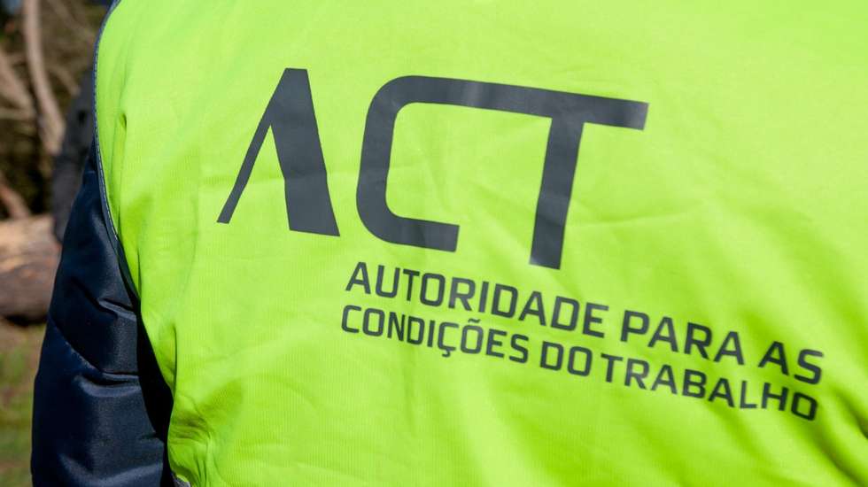 Nos centros urbanos, os inspetores da ACT têm recorrido aos transportes públicos
