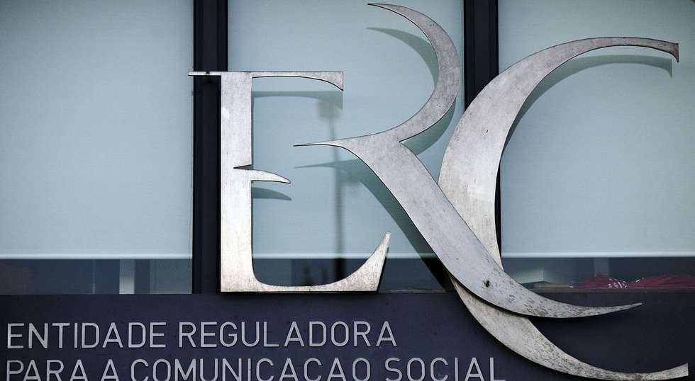 Simbolo da Entidade Reguladora para a Comunicação Social (ERC) da sede em Lisboa, 7 de fevereiro de 2012. MIGUEL A. LOPES/LUSA