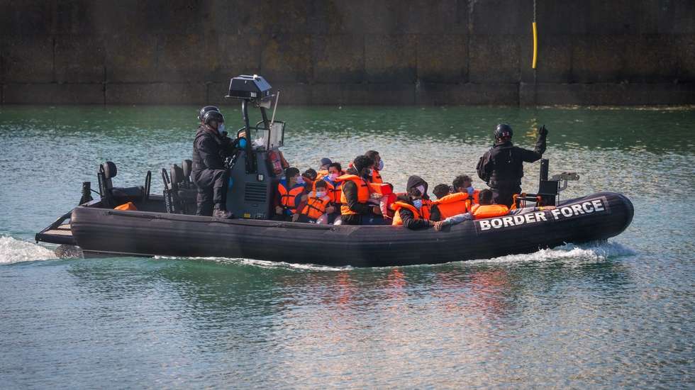 Desde o início deste ano já atravessaram o Canal da Mancha para chegar ao Reino Unido 18 mil pessoas