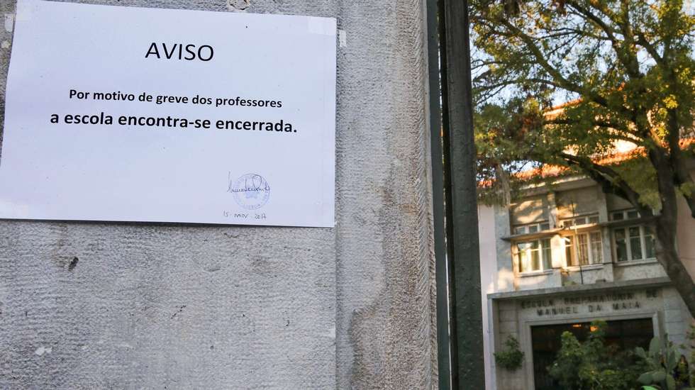 A primeira greve já está agendada para 6 de outubro, depois do Dia Mundial do Professor, que se assinala na véspera