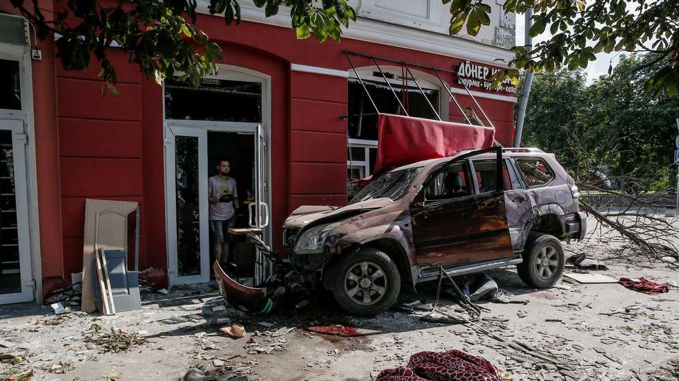 Ataque matou pelo menos sete pessoas e feriu mais de 100