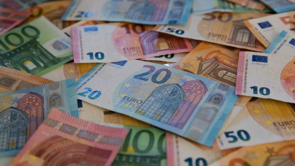 O PRR, que tem um período de execução até 2026, pretende implementar um conjunto de reformas e investimentos tendo em vista a recuperação do crescimento económico
