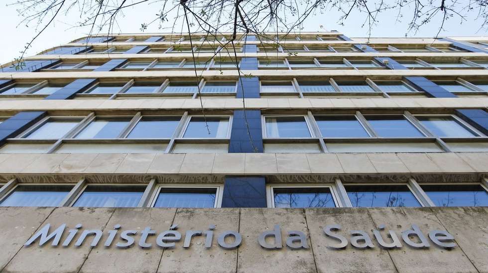 Hospitais e centros de saúde preparam-se para o aumento de procura no inverno