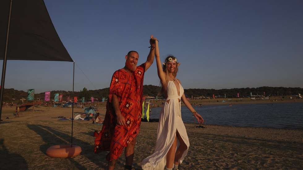 &quot;Somos um festival 100% independente, sem patrocínios de marcas, e esta confiança dos 'boomers', ao esgotarem os bilhetes em dois dias, a nove meses de se realizar, e sem cartaz anunciado, deixa-nos muito felizes&quot;, enfatizou Artur Mendes