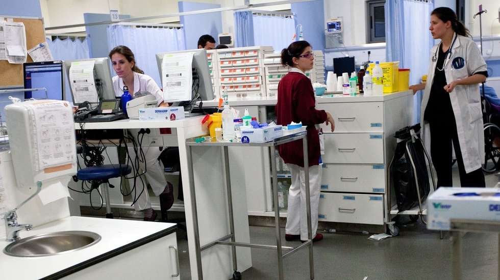 Nas urgências que fiquem a mais de 60 quilómetros de Lisboa, Porto ou Coimbra, e nas urgências metropolitanas, mantém-se igualmente o valor-hora