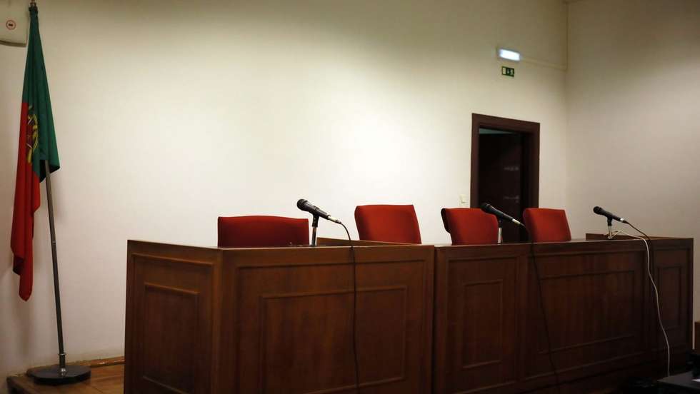 Os totais relatados pelas comarcas superam os números de adiamentos que tinham sido revelados pelo próprio SFJ na semana passada e que apontavam para cerca de 15 mil