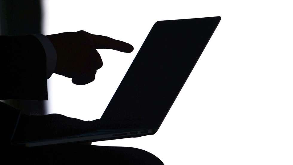 Cerca de 97% dos adolescentes espanhóis vítima de violência sexual na Internet