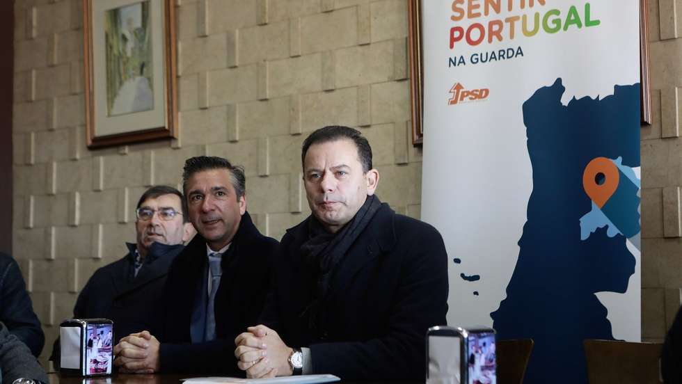 O PSD fez 12 perguntas e esperava que o primeiro-ministro "respondesse pergunta a pergunta, até porque elas são individuais e alguma delas de resposta direta, e o primeiro-ministro apresentou uma composição com um conjunto de elementos que não são novos"