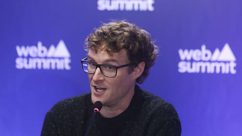 epa12520221 Web Summit CEO and Founder, Paddy Cosgrave, attends a press conference at Web Summit Lisbon 2025 in Lisbon, Portugal, 12 November 2025. Web Summit 2025, considered the world’s largest technology conference, runs from 10 to 13 November.  EPA/ANTONIO PEDRO SANTOS
