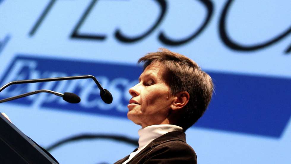 A investigadora de medicina molecular, Maria do Carmo Fonseca, discursa durante a cerimónia de entrega do Prémio Pessoa 2010 realizada na Culturgest, Lisboa, 18 de abril de 2011. ANTONIO COTRIM/LUSA