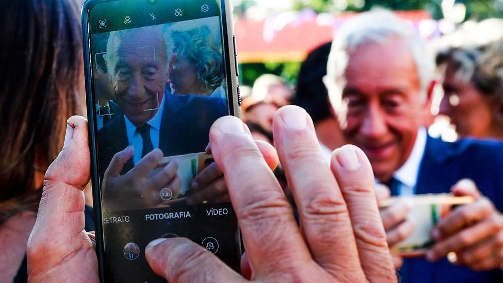 O Presidente da República, Marcelo Rebelo de Sousa, é fotografado durante a visita à 20ª Vindouro – Festa Pombalina / Wine and History em S João da Pesqueira, 2 de setembro de 2022. MIGUEL PEREIRA DA SILVA/LUSA