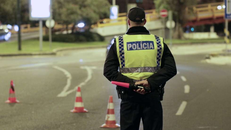 Foram controladas 1.230 viaturas, sendo que 137 encontravam-se a circular em excesso de velocidade