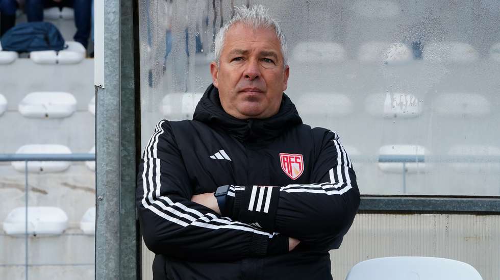 Jorge Costa orienta nesta altura o AVS, que já liderou a Segunda Liga e ocupa nesta altura o terceiro lugar a dois pontos do Santa Clara