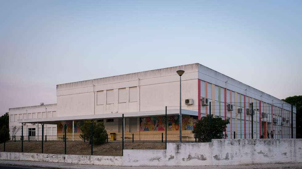 Na terça-feira à tarde, um aluno de 12 anos atacou com uma faca seis colegas na Escola Básica da Azambuja