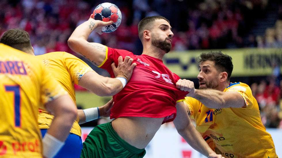 Martim Costa foi o segundo melhor marcador de Portugal, apenas atrás do irmão Francisco (nove golos), mas ainda apanhou um susto num lance durante a segunda parte