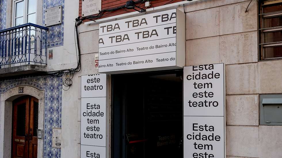 As mudanças na direção artística do Teatro do Bairro Alto, equipamento da EGEAC — Lisboa Cultura, estão entre as origens das críticas face à atuação do executivo autárquico
