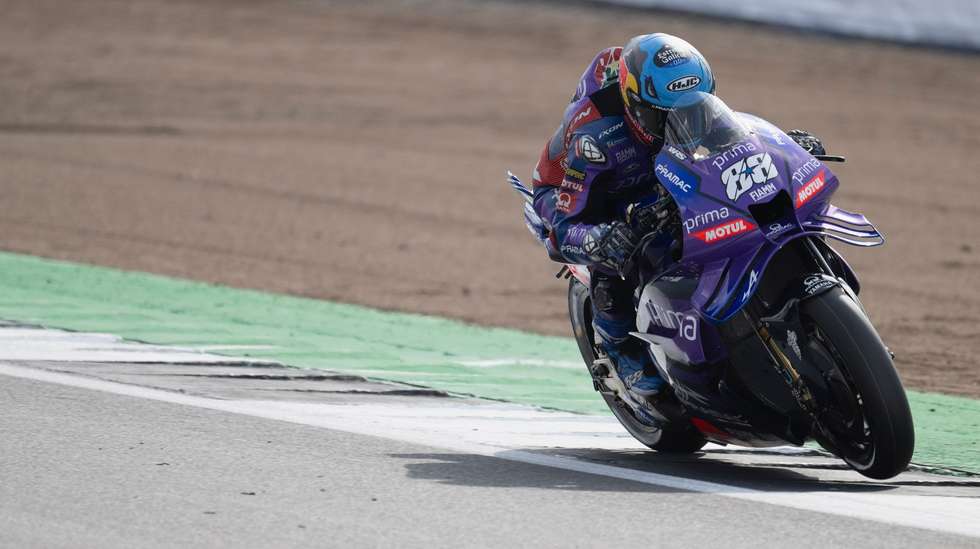 Miguel Oliveira teve um bom arranque mas não conseguiu segurar a 13.ª posição e andou sempre longe dos pontos na sprint