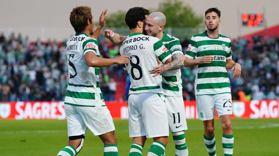 Pedro Gonçalves inaugurou e fechou a goleada do Sporting em Alverca num jogo em que Nuno Santos voltou à titularidade mas saiu lesionado