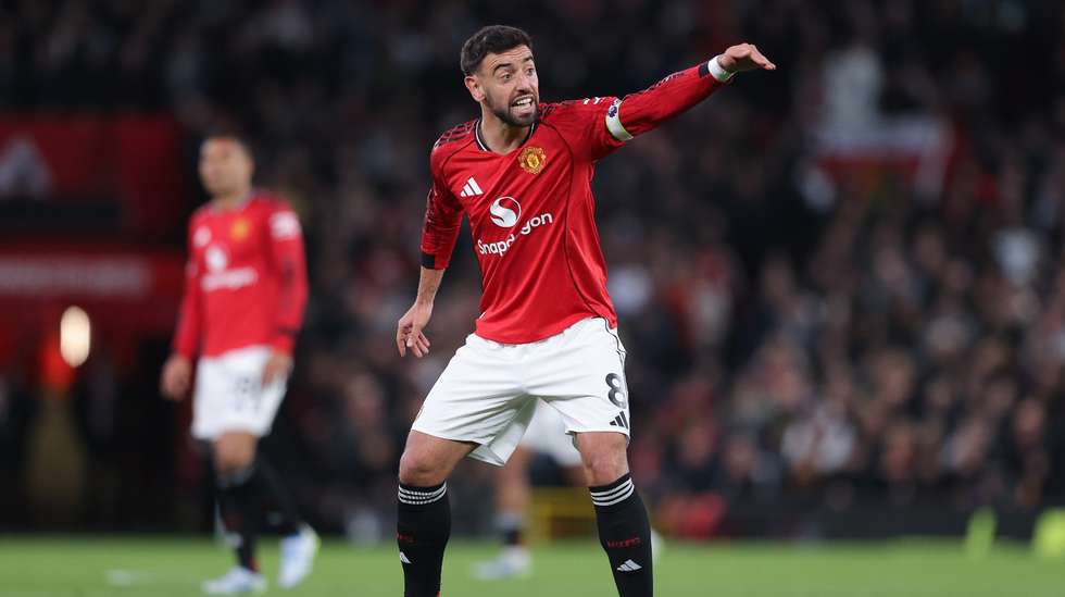 Bruno Fernandes fez a 17.ª assistência nesta Premier League, ficando mais perto do recorde de Henry e De Bruyne (20), mas United perdeu na receção ao Leeds