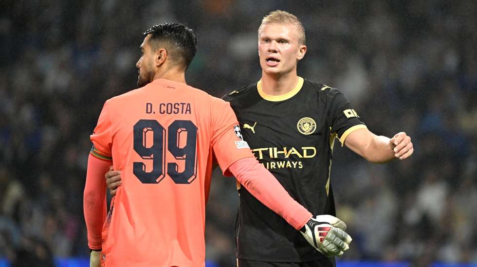 Diogo Costa e Haaland travaram o principal duelo do FC Porto-Manchester City, com oito defesas do guarda-redes mas dois golos do avançado