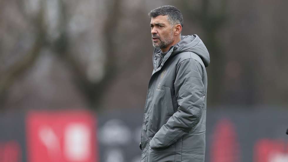 Sérgio Conceição vai fazer este sábado a estreia em San Siro no comando do AC Milan frente ao Cagliari