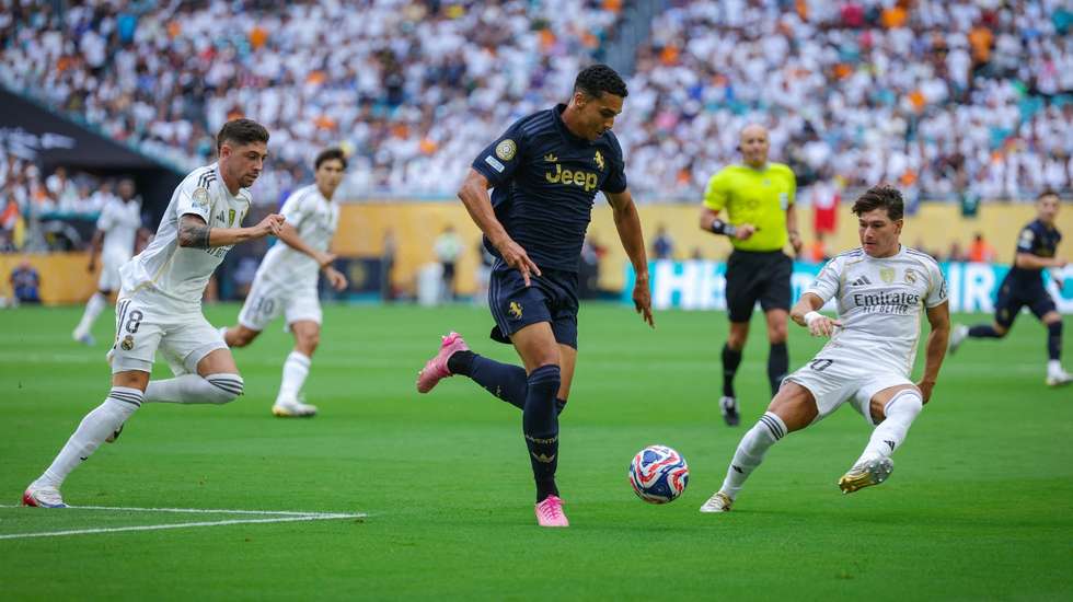 Alberto Costa foi opção inicial da Juventus nos últimos jogos da Serie A e no Mundial de Clubes, regressando agora a Portugal via FC Porto