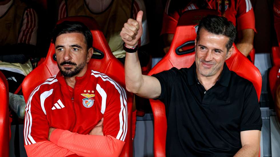 Marco Silva continua a somar por triunfos todos os encontros realizados na Luz, naquela que foi a segunda vitória noutros tantos jogos na Liga Europa