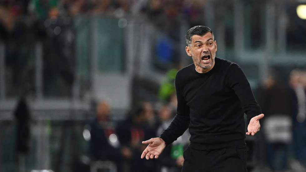 Sérgio Conceição voltou a mexer a partir do banco depois da desvantagem mas desta vez não conseguiu impedir derrota do AC Milan na final da Taça de Itália