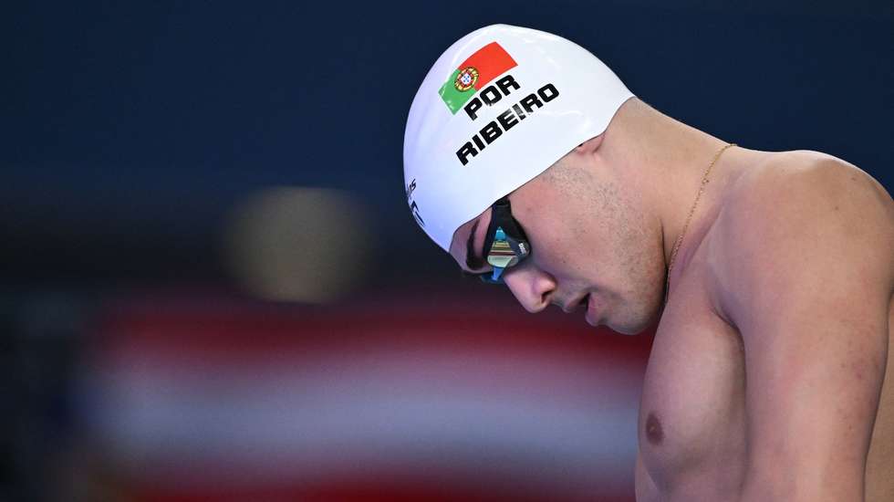 À semelhança do que aconteceu em Fukuoka, Diogo Ribeiro subiu ao pódio nos 50 mariposa (agora com ouro) mas falhou final dos 100 livres