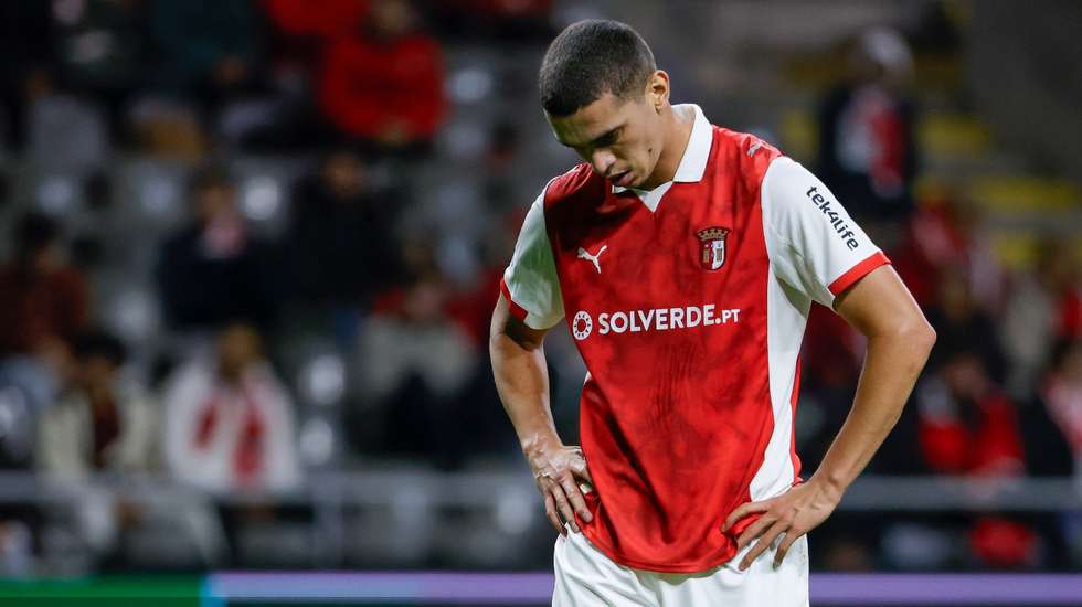 Depois de três vitórias sem sofrer golos no arranque da Liga Europa, Sp. Braga perdeu invencibilidade na prova frente ao Genk... com quatro golos sofridos