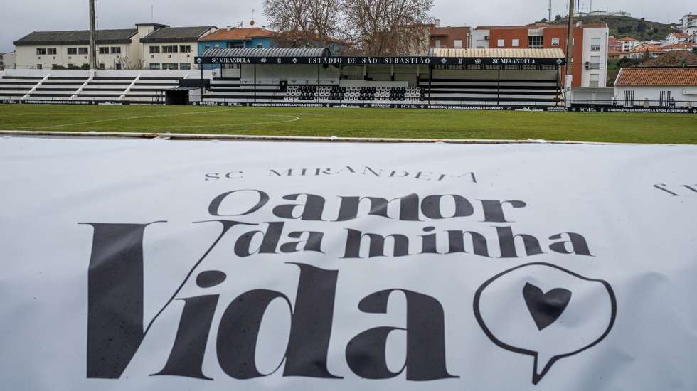 Rui Borges começou como jogador e treinador no Mirandela, clube que lançou Rui Borges (e vários dos seus adjuntos) para o estrelato