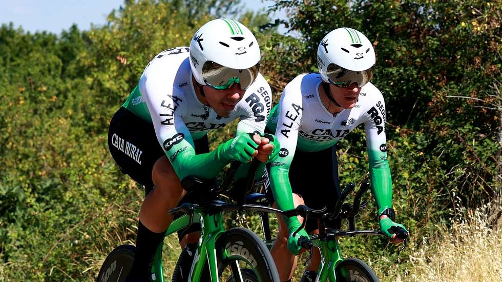 Iúri Leitão foi o melhor português na segunda etapa da Volta ao País Basco, terminando na quinta posição o sprint ganho por Caleb Ewan