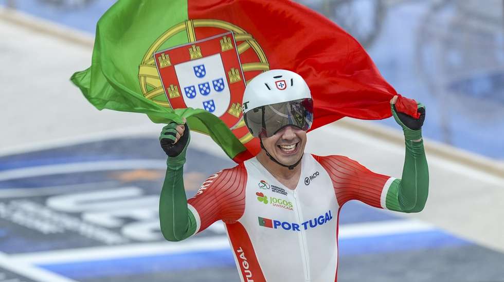 Iúri Leitão ganhou a camisola arco-íris de campeão mundial de omnium depois de já ter ganho o mesmo título nos Europeus, em fevereiro