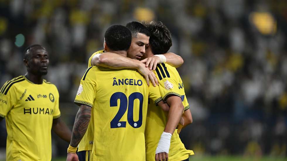 Ronaldo voltou aos golos na sequência de um livre lateral batido por João Félix e ajudou Al Nassr a chegar ao quarto triunfo consecutivo após a paragem para seleções