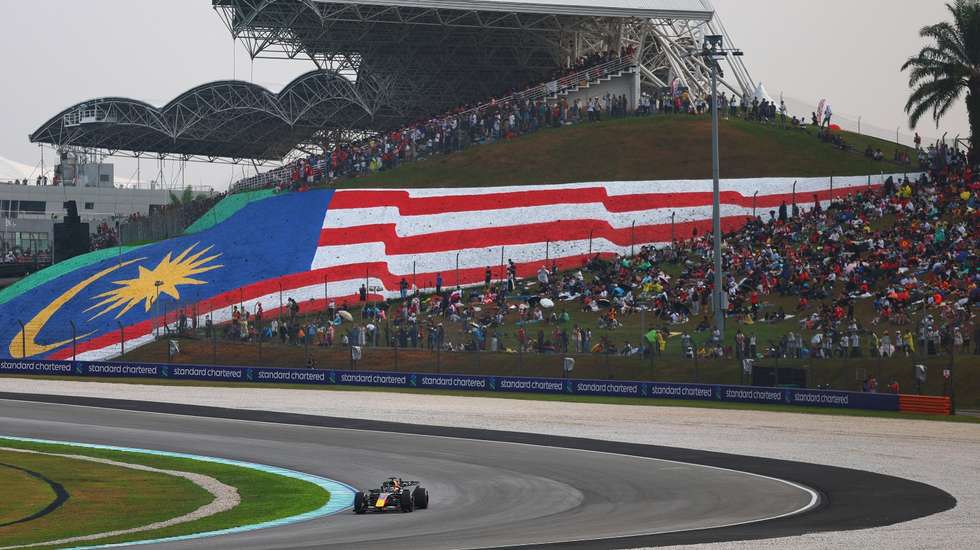 Max Verstappen conseguiu vencer pela primeira vez em 2026 no Grande Prémio do Bahrain, que se realizou na Malásia por questões de segurança