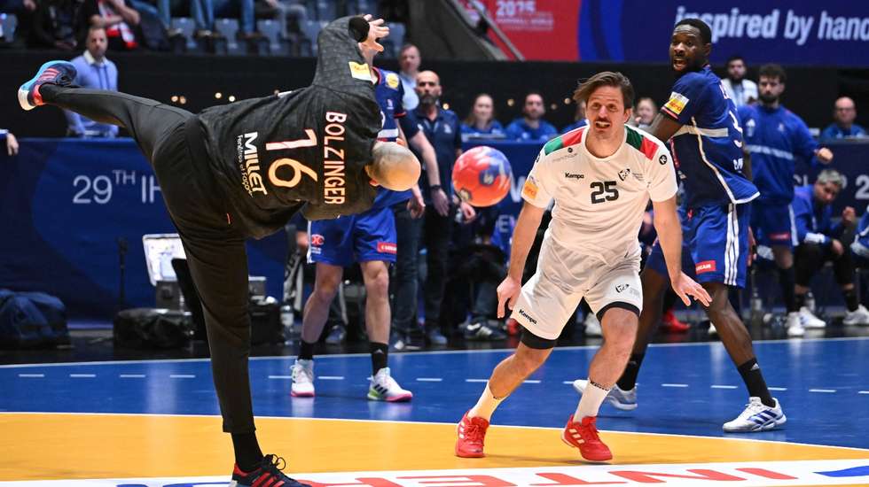 Kiko Costa apareceu em destaque na parte final, Gustavo Capdeville foi um gigante na baliza mas Portugal não conseguiu bater a França pelo bronze com António Areia a falhar o último ataque