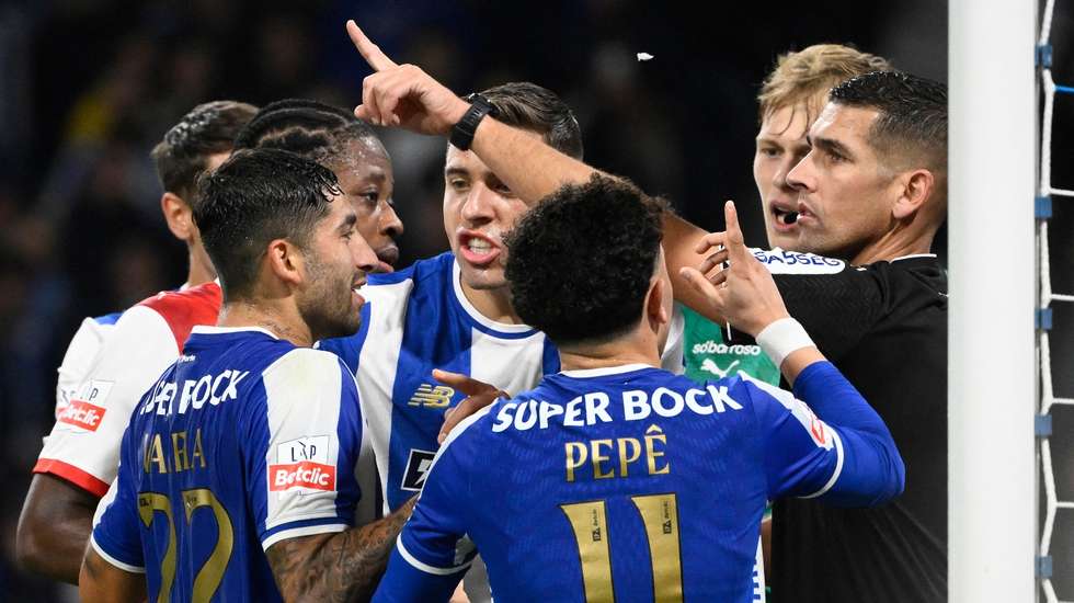 Fábio Veríssimo, da Associação de Futebol de Leiria, dirigiu o polémico encontro entre FC Porto e Sp. Braga no Dragão que terminou com a vitória dos azuis e brancos por 2-1