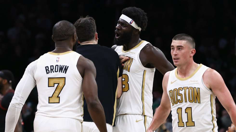Neemias Queta bateu o recorde de pontos também numa parte desde que chegou à NBA, com 16 dos 27 pontos marcados na metade inicial