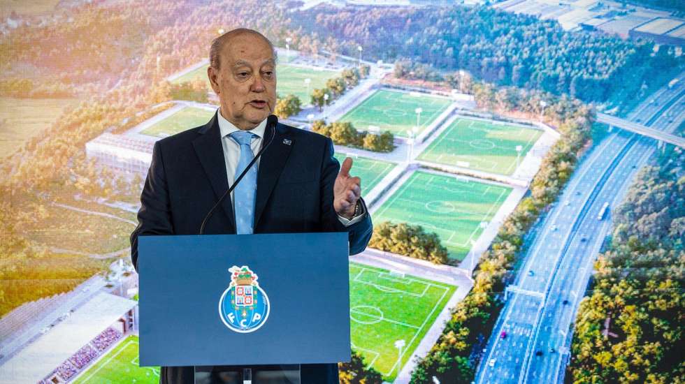 Os 14 hectares adquiridos juntam-se a outros nove que o clube já tinha garantindo, ficando o complexo com uma área total de 23 hectares