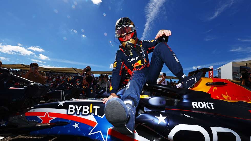 Max Verstappen teve mais um fim de semana de domínio em corrida, ganhando primeiro a sprint e depois o Grande Prémio dos EUA naquele que foi o 50.º triunfo na Fórmula 1