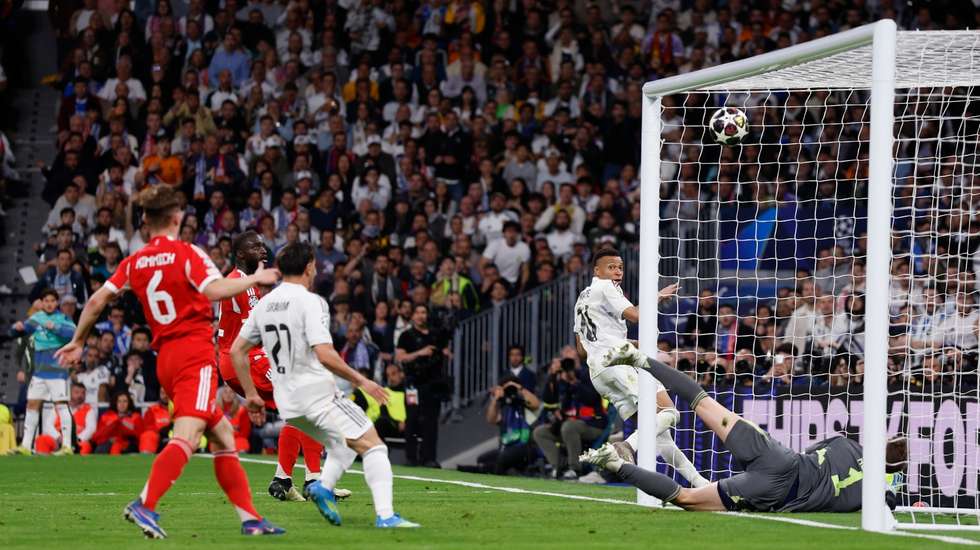 Kylian Mbappé marcou a cerca de 15 minutos do final e deu outra vida ao Real Madrid apesar da derrota frente ao Bayern no Santiago Bernabéu