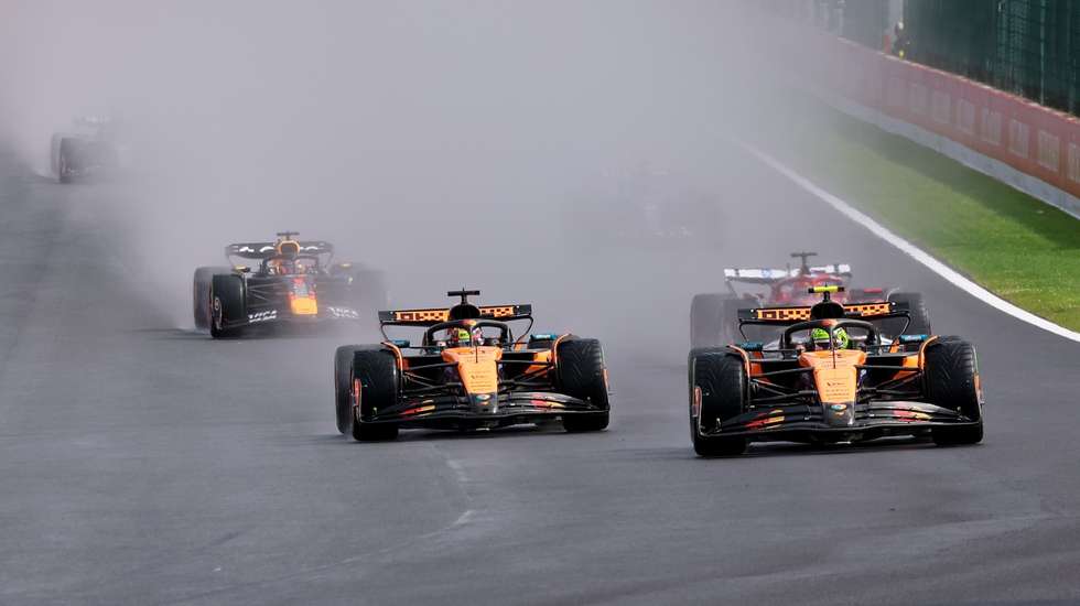 Oscar Piastri conseguiu passar Lando Norris na primeira volta sem safety car no arranque e dominou por completo o Grande Prémio da Bélgica, aumentando a vantagem na liderança do Mundial